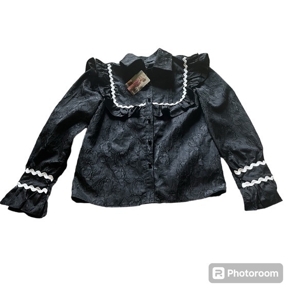Sister Jane Tops - New Sister Jane black and white button down paisley and ruffle blouse